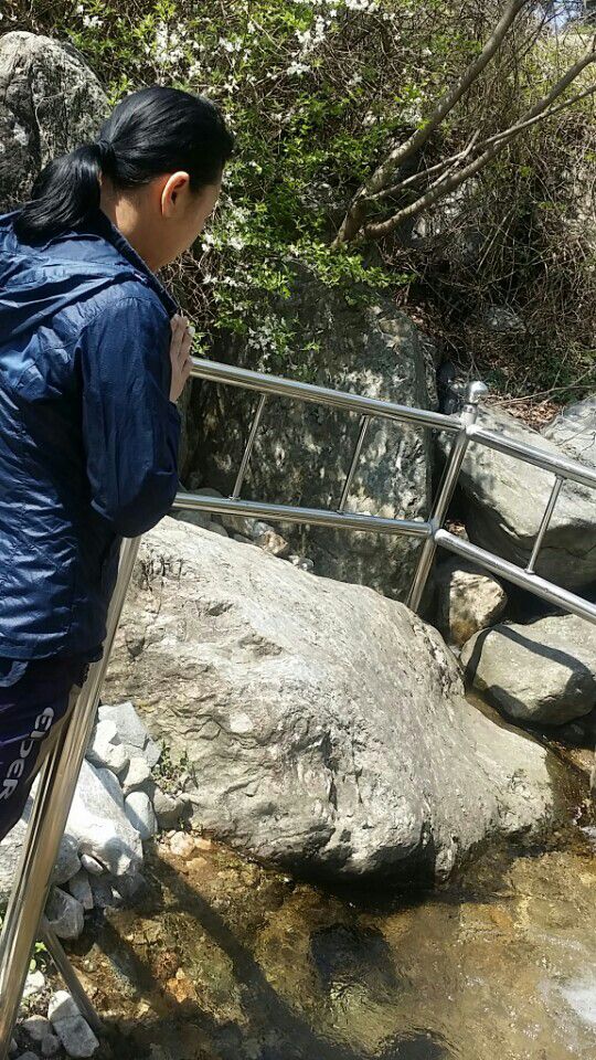 용문산 솟을용궁